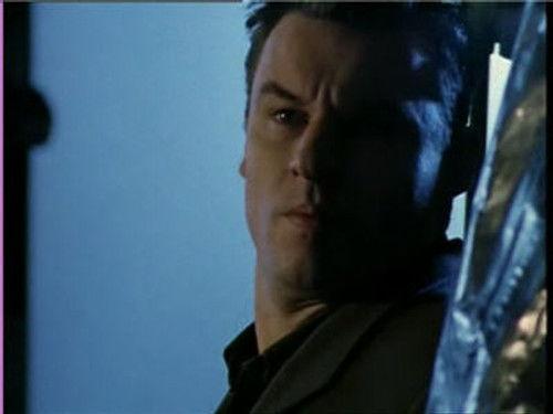 Bugs Season 1 Episode 6 - Stealth