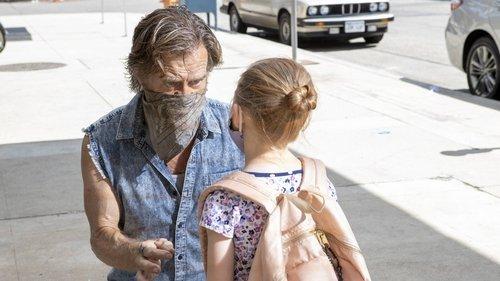 Shameless Season 11 Episode 3 - Frances Francis Franny Frank