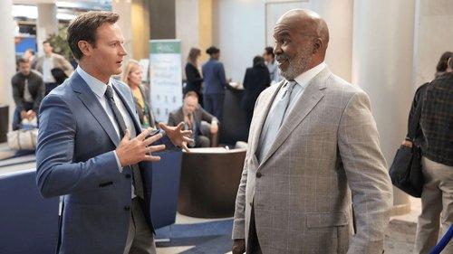 St. Denis Medical Season 2 Episode 4 - Two Docs, One Conf