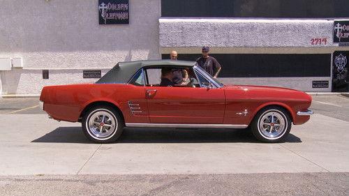Counting Cars Season 6 Episode 18 - Mangled Mustang (2)