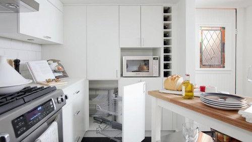 Love it or List it Vancouver Season 3 Episode 2 - Anastasia and Nimira