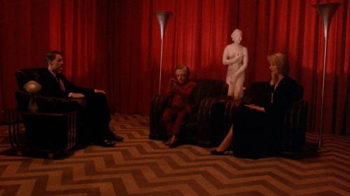 Twin Peaks Season 1 Episode 3 - Zen, or the Skill to Catch a Killer