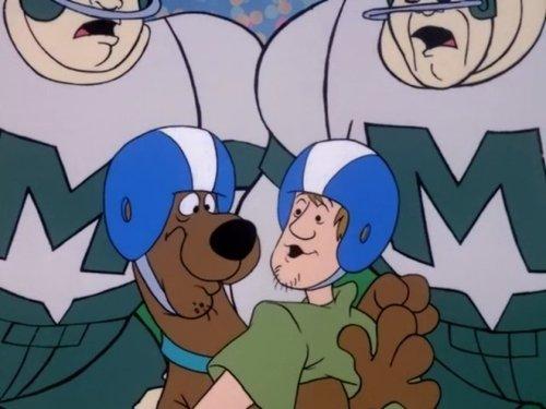 Scooby-Doo and Scrappy-Doo Season 3 Episode 18 - Pigskin Scooby