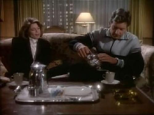 Beauty and the Beast Season 1 Episode 17 - Down to a Sunless Sea