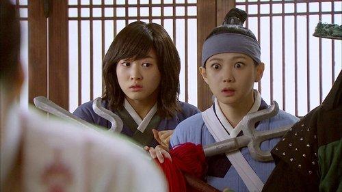 The Moon Embracing the Sun Season 1 Episode 9 - Moon That Is Hidden Beside the Sun