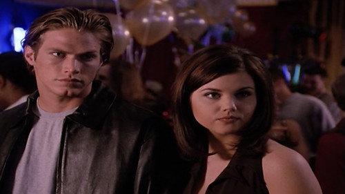 Beverly Hills, 90210 Season 7 Episode 24 - Spring Breakdown