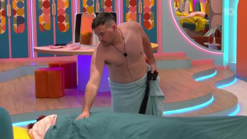 Big Brother Season 16 Episode 9 - Episode 9