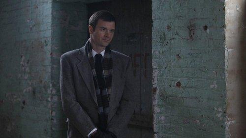 The Americans Season 2 Episode 6 - Behind the Red Door