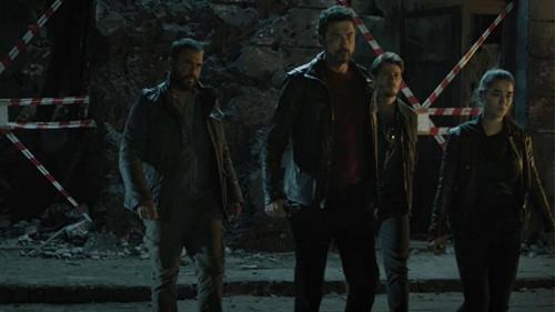 I bastardi di Pizzofalcone Season 3 Episode 1 - Episode 1