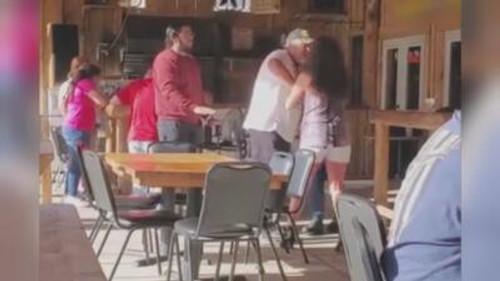 Customer Wars Season 3 Episode 8 - Runway Rage