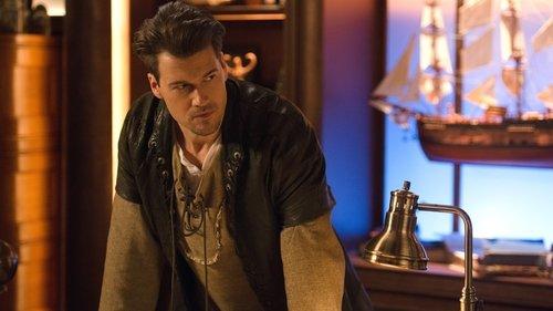 DC's Legends of Tomorrow Season 2 Episode 12 - Camelot/3000