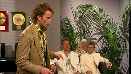 The Basil Brush Show Season 4 Episode 5 - Basil's Brush With Fame