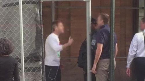 Neighborhood Wars Season 4 Episode 6 - The Squeals on the Bus