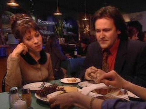 Un gars, une fille Season 2 Episode 15 - Au resto avec Geneviève - Au pet-shop - Le petit chien