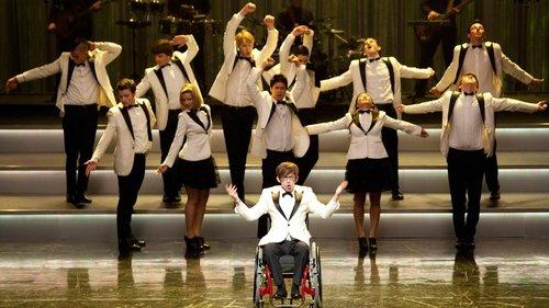Glee Season 3 Episode 8 - Hold on to Sixteen