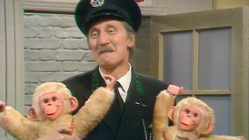 On the Buses Season 5 Episode 1 - The Nursery