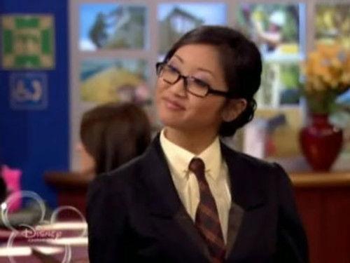 The Suite Life on Deck Season 2 Episode 5 - Smarticle Particles