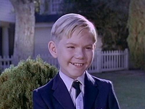 Hazel Season 4 Episode 18 - Love 'em and Leave 'em