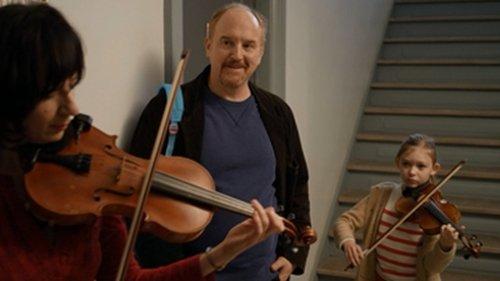 Louie Season 4 Episode 6 - Elevator (3)