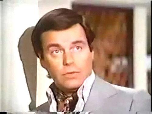 Switch Season 3 Episode 22 - The Siege at the Bouziki Bar