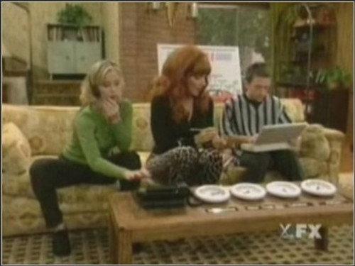 Married... with Children Season 11 Episode 4 - Requiem for a Chevyweight (1)