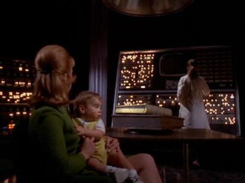 Hawaii Five-O Season 1 Episode 21 - Once Upon A Time (1)