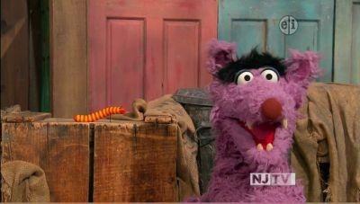 Sesame Street Season 42 Episode 10 - Big Bad Wolf Huffs and Puffs Slimey