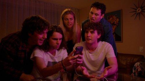 Single, Out Season 3 Episode 3 - Laptop