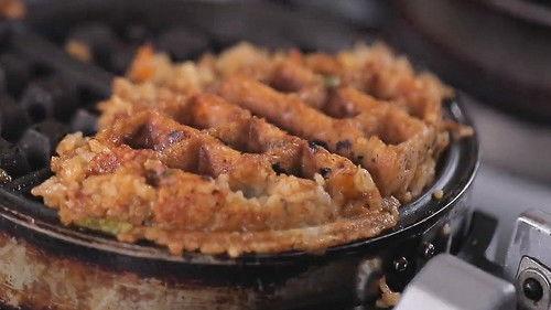 Diners, Drive-Ins and Dives Season 53 Episode 9 - Triple D Nation: Funky Flavortown