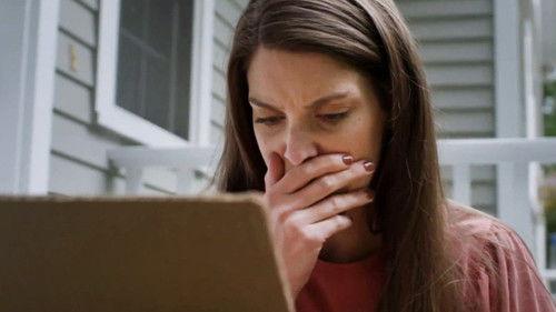 Evil Lives Here Season 9 Episode 6 - The Box On Her Doorstep