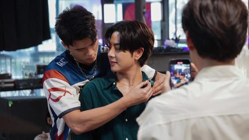 Only Friends Season 2 Episode 5 - Super Objective