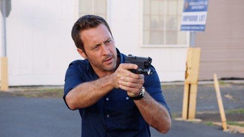 Hawaii Five-0 Season 7 Episode 9 - Elua la ma Nowemapa (Two Days in November)