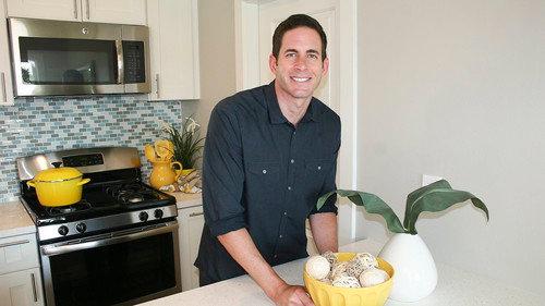 Flip or Flop Season 5 Episode 11 - Backyard Staycation