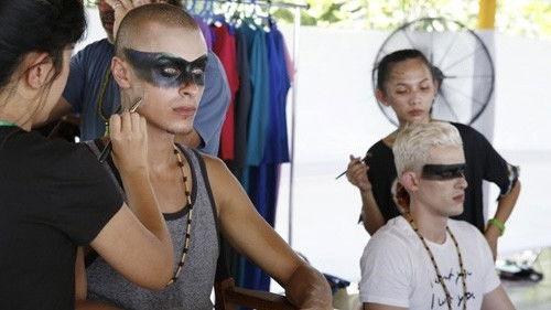 America's Next Top Model Season 20 Episode 14 - The Guy Who Becomes a Bat