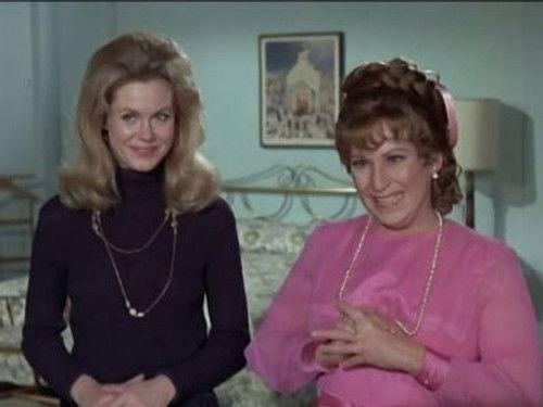 Bewitched Season 7 Episode 26 - Samantha's Magic Mirror