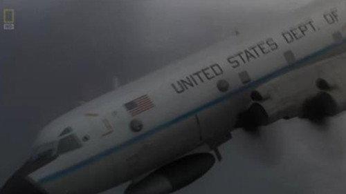 Mayday Season 13 Episode 9 - Into the Eye of the Storm (Hurricane Hunters NOAA42)