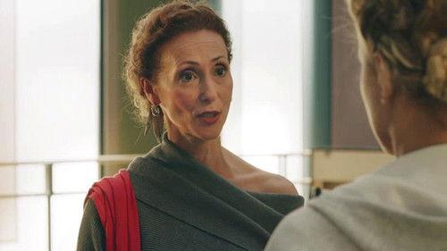 Find Me in Paris Season 1 Episode 6 - Battle of the Tutus