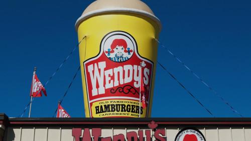 The Food That Built America Season 3 Episode 7 - The Beef is On