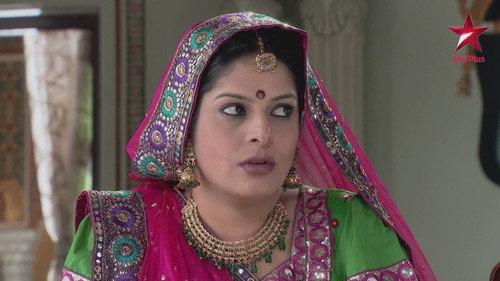 Diya Aur Baati Hum Season 1 Episode 19 - Santosh meets Sandhya