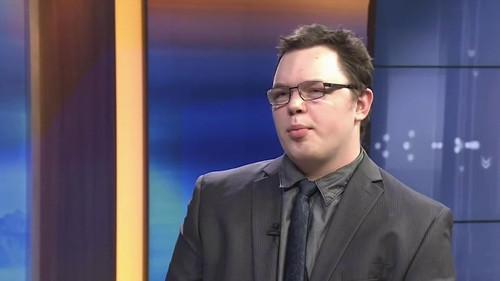 Tosh.0 Season 7 Episode 7 - Atheist in a Foxhole