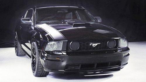 Hot Rod Garage Season 2 Episode 4 - 2005-2009 Mustang Dress-Ups