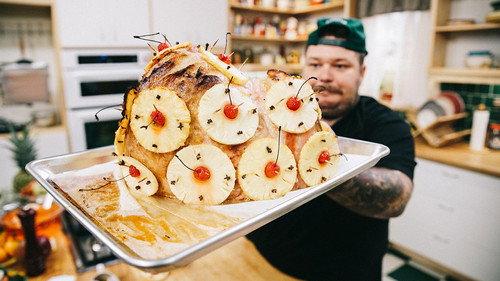 It's Suppertime! Season 1 Episode 10 - Polaroid Perfect Glazed Ham