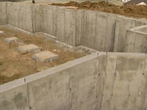 Modern Marvels Season 12 Episode 19 - The Basement