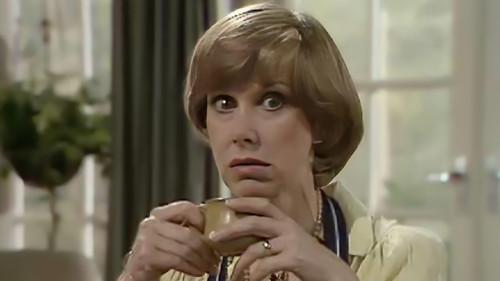 Butterflies Season 1 Episode 1 - When Ria Met Leonard