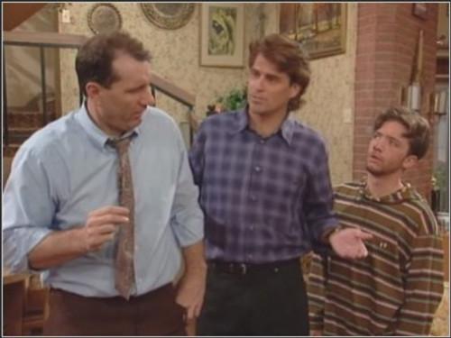 Married... with Children Season 7 Episode 24 - Old Insurance Dodge