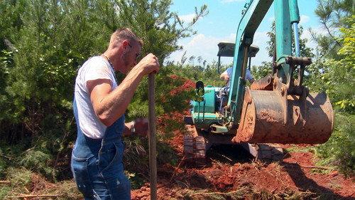 Moonshiners Season 4 Episode 11 - Shine Overboard