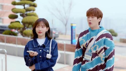 Light on Me Season 1 Episode 8 - Episode 8