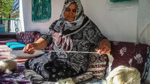 How Do They Do It? Season 11 Episode 2 - Carpets, Skis, Niagara Power