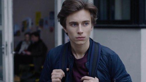 SKAM France Season 3 Episode 2 - Curiosity