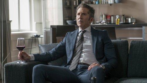 Berlin Station Season 1 Episode 9 - Thomas Shaw